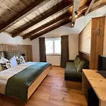 Penthouse Tauernfenster, Neukirchen Apartment *